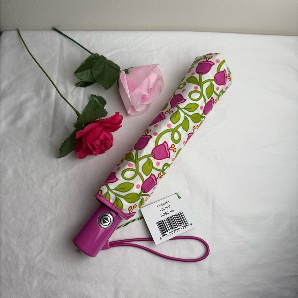 NWT Vera Bradley Lilli Bell Automatic Umbrella RETIRED Rare ❤️💖